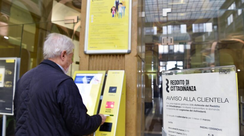 Il reddito è partito senza intoppi. Però i vescovi bastonano la norma