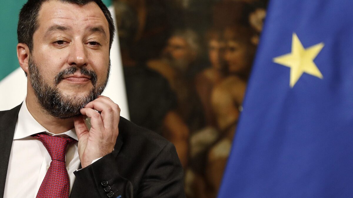 Salvini si prende il weekend libero. Ma Di Maio sulla Tav agita la crisi