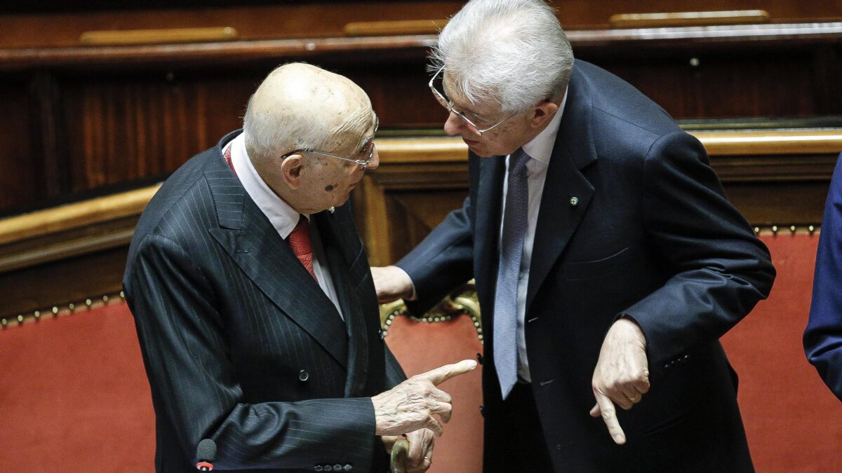 Napolitano e Monti guidano la banda degli assenteisti col gettone in tasca
