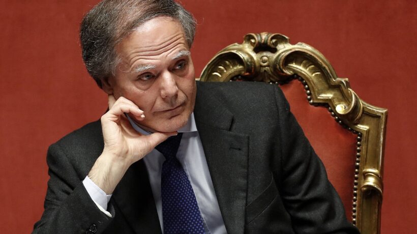 Roma affila le armi: «L’Europa risarcisca cittadini e banche»