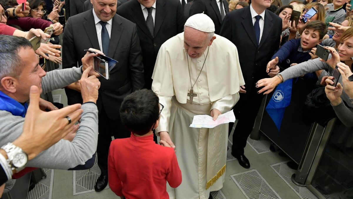 La Chiesa tace sui transessuali bambini