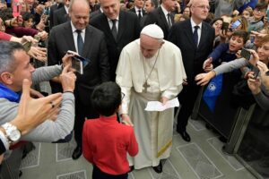 La Chiesa tace sui transessuali bambini