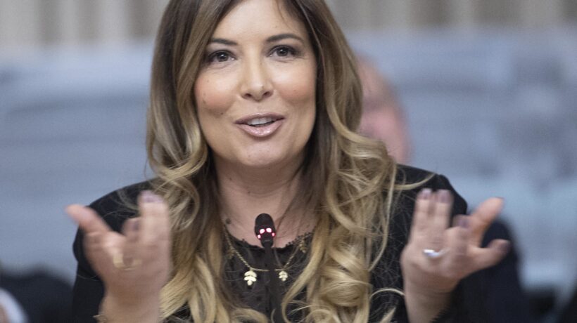 Selvaggia Lucarelli: «Un filo unisce Imane e la Sarti. E anch’io subii un ricatto hard»