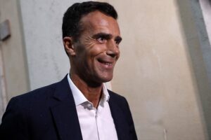 Il pd Gozi si candida per Macron. E di chi ha fatto gli interessi finora?