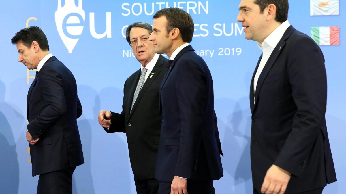 Parigi non capisce che farci la guerra è atto infantile e autolesionista