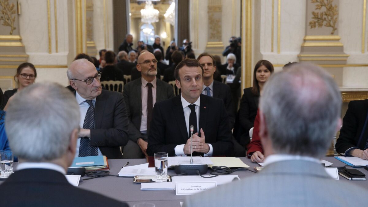 Fazio ha annuito a Macron per 1.092 volte