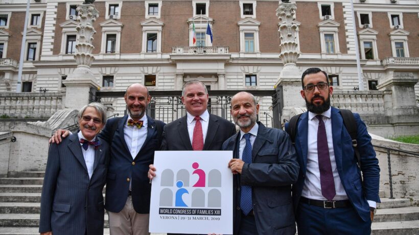 «Ci insultano per zittire un popolo più grande di noi»
