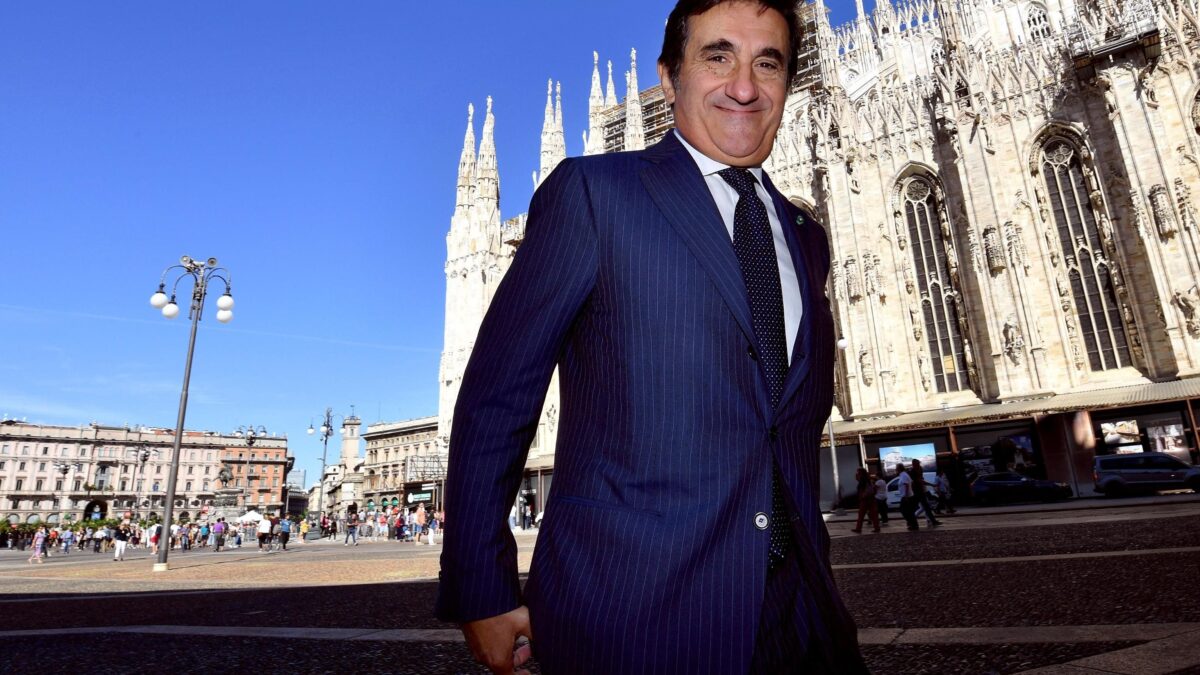 Ogni giorno Cairo si sveglia e taglia 300.000 euro al «Corriere»