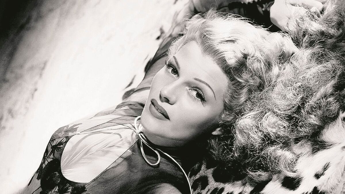 Gilda, la donna fragile e desiderata mai tentata dal moralismo del Me too