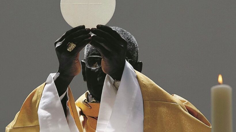 I cristiani di Francia oggi sono sotto assedio