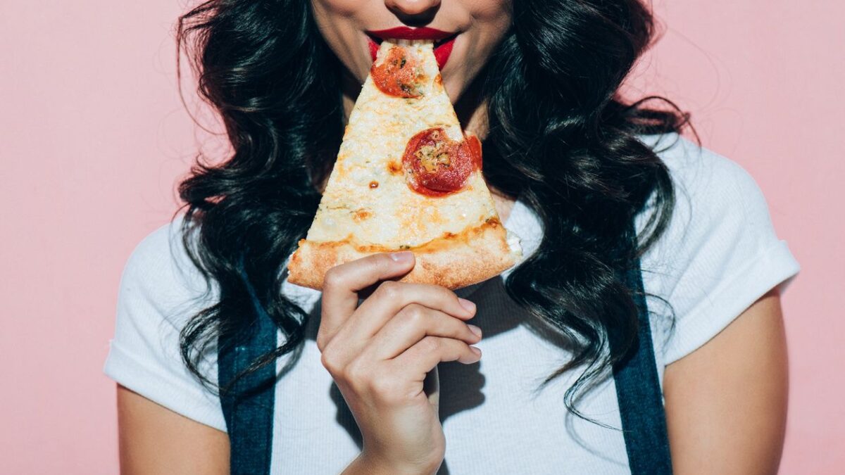 Pizza mania (ma dovete mangiarla così)
