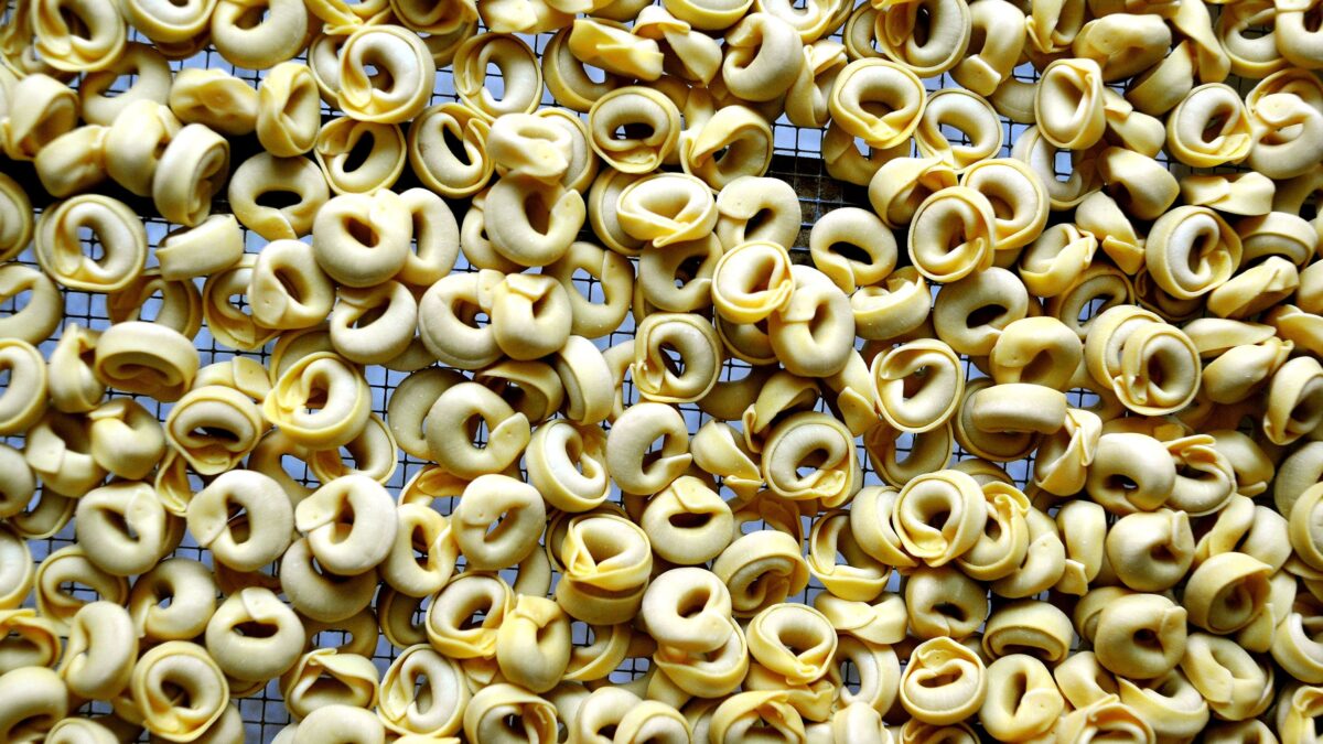 La rivoluzione è un pranzo. Piccola apologia del sovranismo alimentare