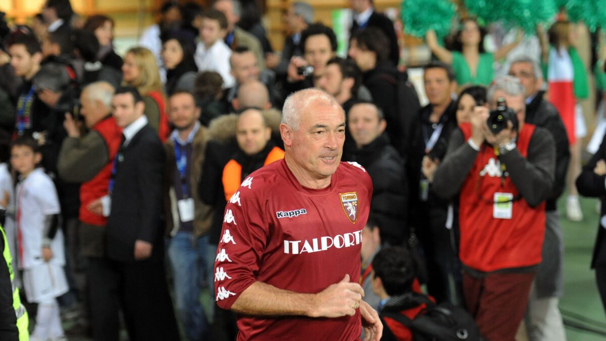 L’ex bomber che insegna ai ragazzini: «Ma a me questo calcio non piace…»
