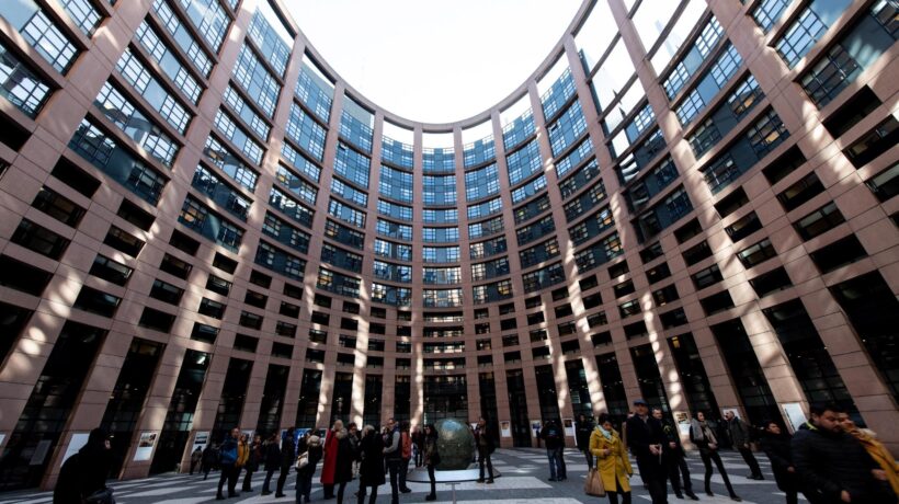 Voto sul Web: il Pd perde pure a Strasburgo