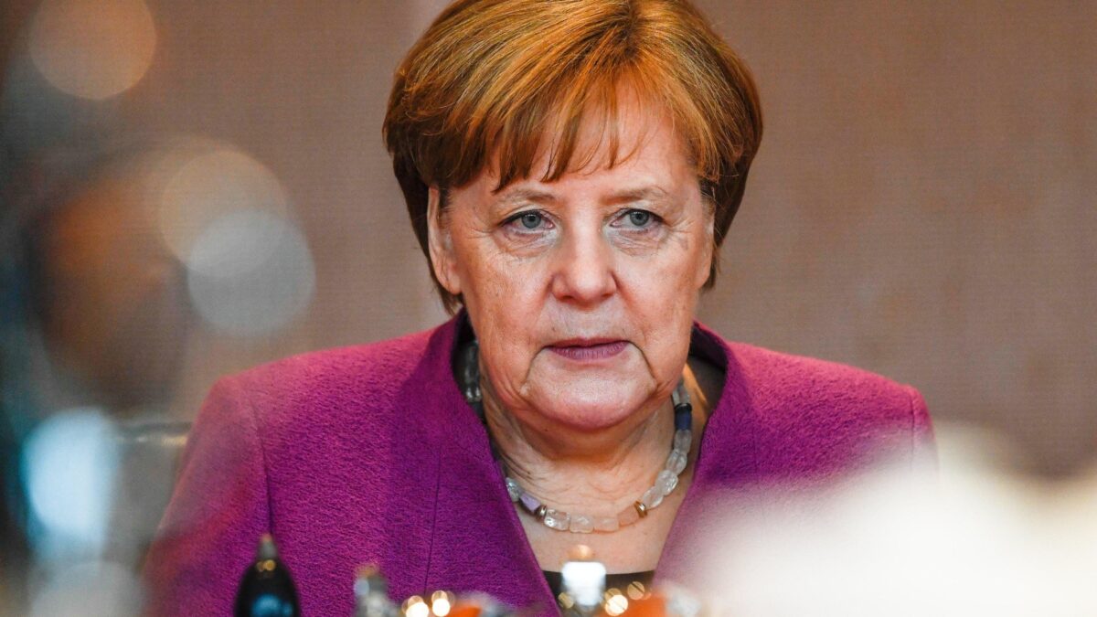 La Merkel paga il prezzo dei migranti