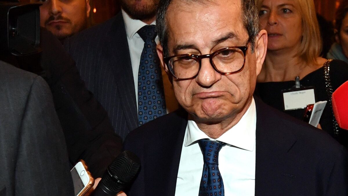 Tria non blateri di dossier ma spieghi i fatti
