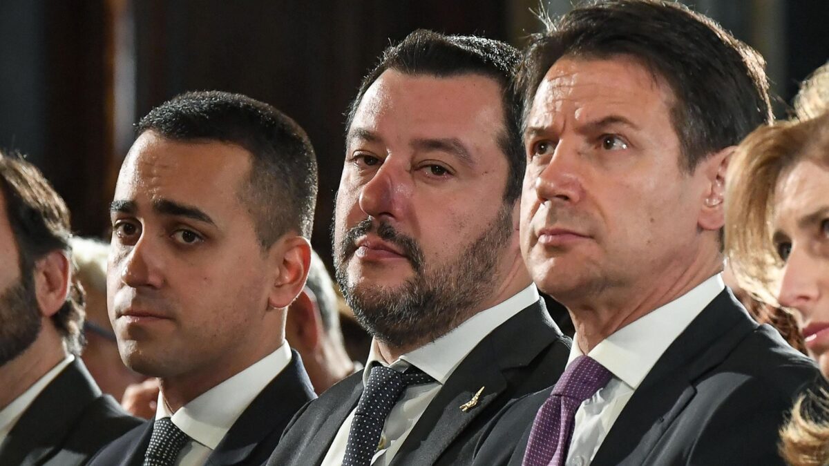 Le balle dei giornaloni che fanno il tifo per la crisi