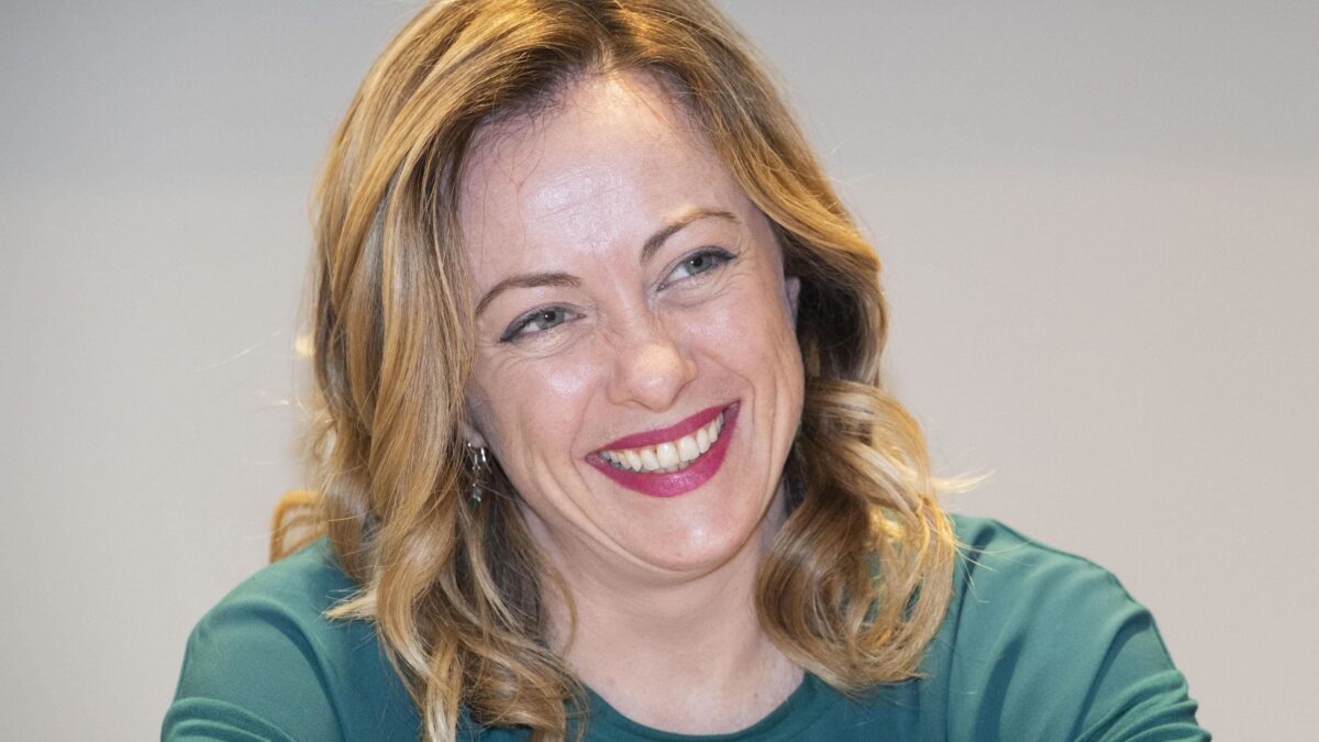 «In Europa per cambiare tutto». Giorgia Meloni apre la campagna elettorale a Torino
