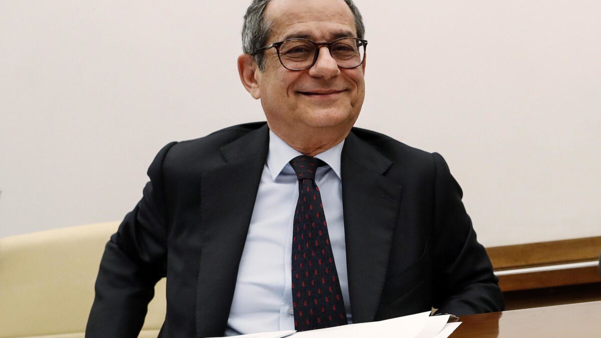 Tria lancia il sasso dell’aumento Iva. I gialloblù lo stoppano: «Con noi mai»