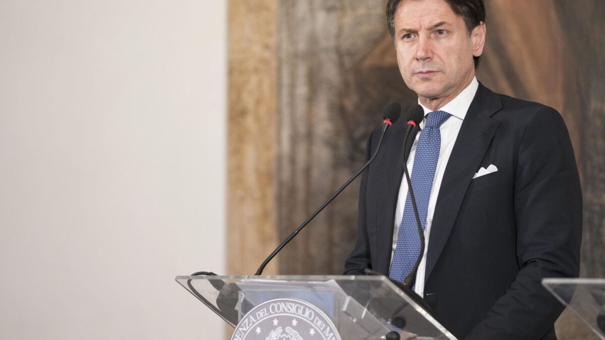 Conte passa da avvocato del popolo ad avvocato di sé stesso