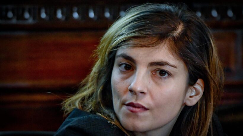 Laura Castelli: «Rimborsiamo subito il 90 per cento dei cittadini sbancati»