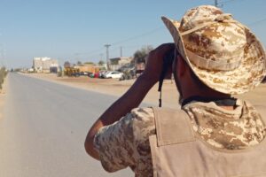 Parigi sigilla i confini: «Ora pericolo Isis». Peccato che la causa siano i suoi traffici