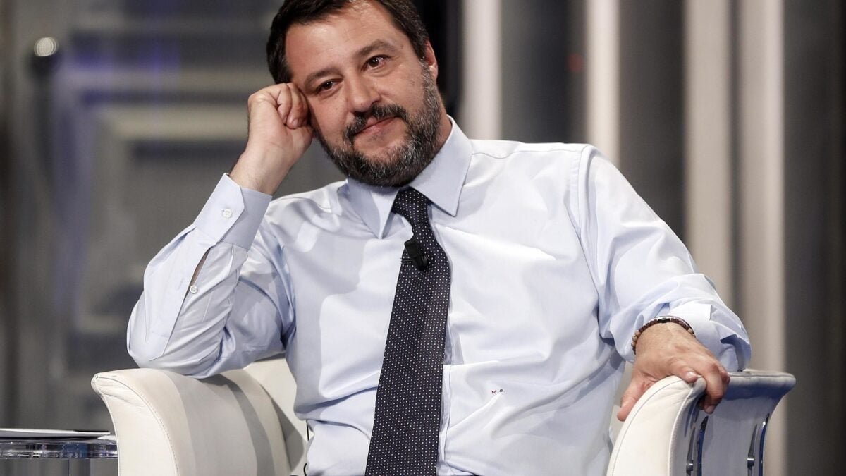 Salvini: «Cambio Rai, giustizia e tasse: altro che crisi»