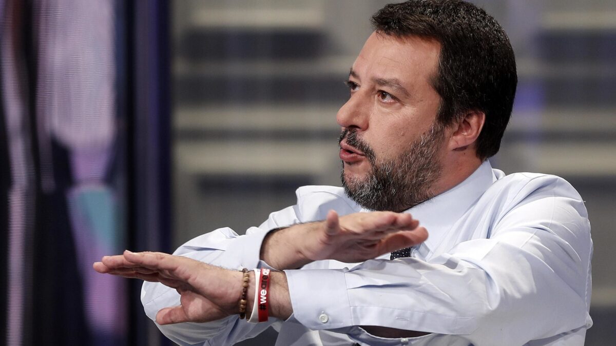 Salvini rifà i conti dei clandestini: «In Italia ce ne sono solo 90.000»