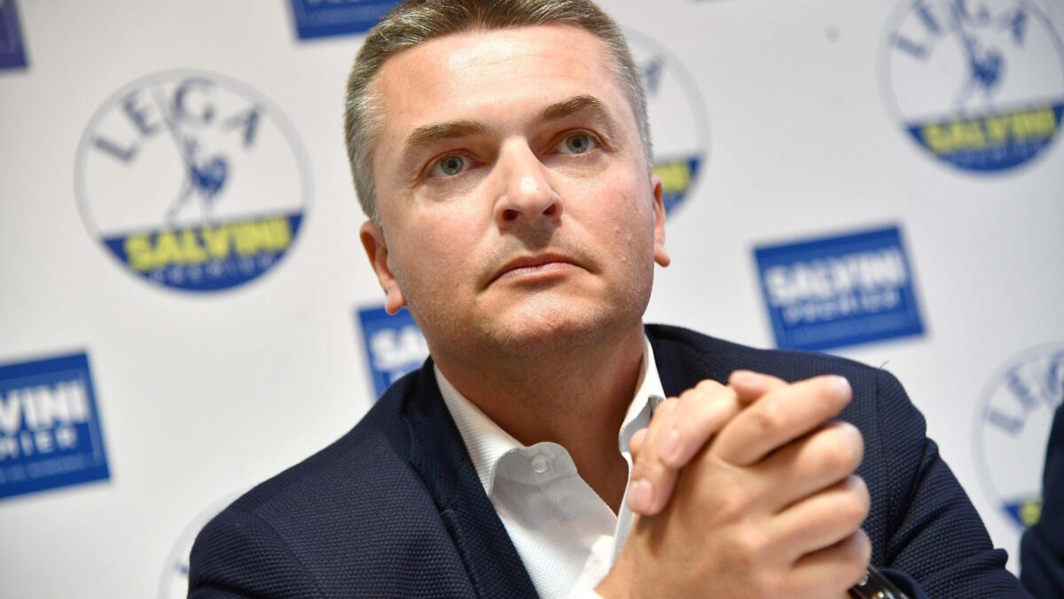 «Quelli del M5s sono totalitari. Vogliono far cadere il governo»