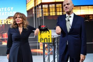 Ribaltone in Eni, a rischio cinque top manager