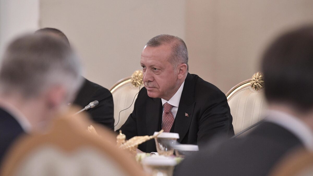 Il parlamento riconosce il genocidio armeno. La Turchia scatena i canali diplomatici
