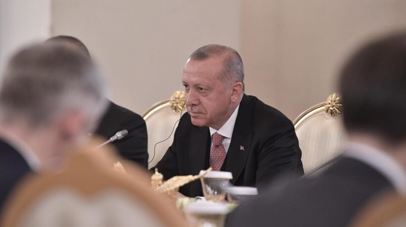 Il parlamento riconosce il genocidio armeno. La Turchia scatena i canali diplomatici