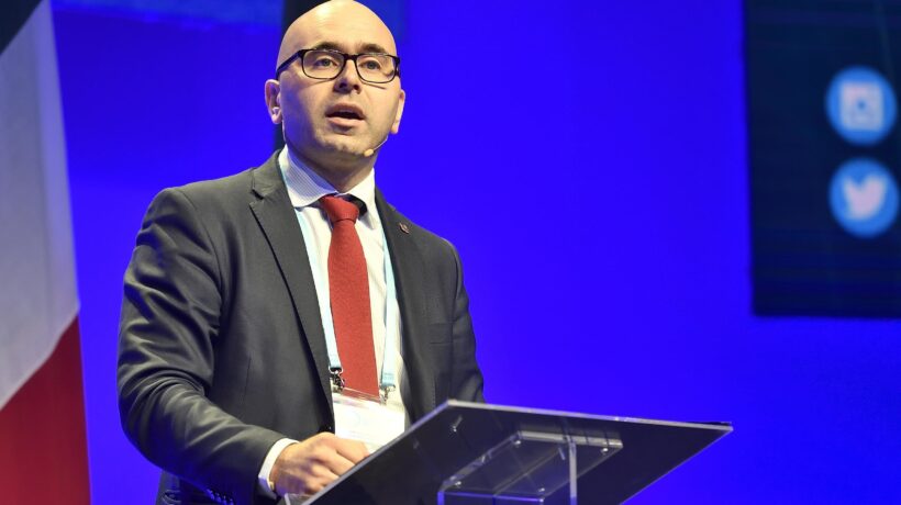 Dopo Siri prosegue la strategia anti Lega. Prima il «Corriere» e ora «L’Espresso»