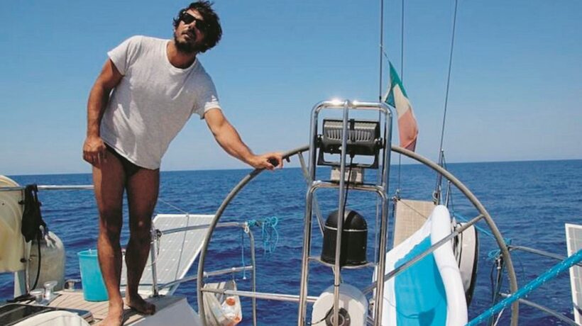 Spunta pure l’altro figlio di Tria naufrago in mezzo al mare al seguito della nave Ong