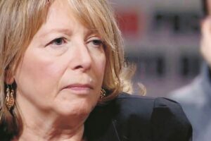 C’è un’altra grana per il ministro: la portavoce è pagata dai Moratti