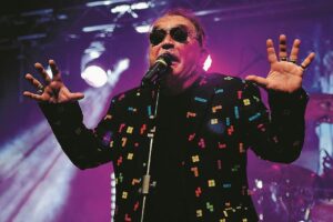 L’intervista a Johnson Righeira: «Gli Anni 80, l’ultimo decennio solido»