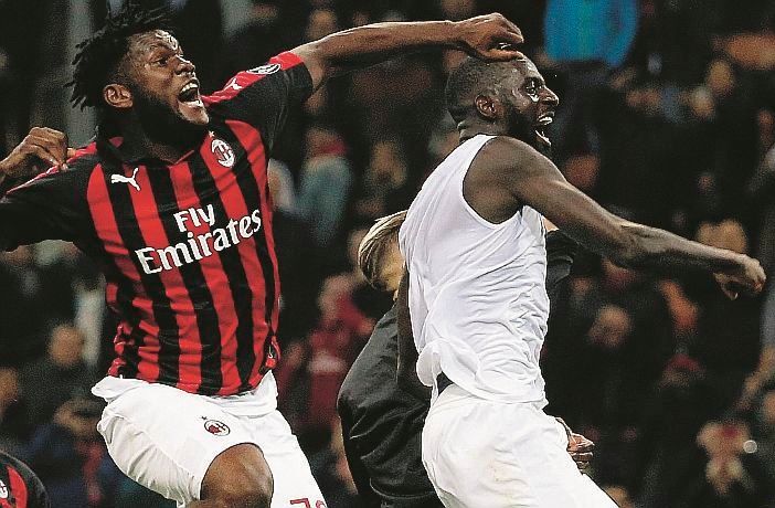 Dai neri Kessié e Bakayoko un gesto idiota e infantile. Ora chi li fischia è razzista?