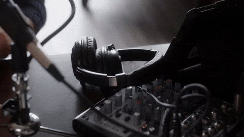 Italiani tutt’orecchi per i podcast. Ad ascoltarli sono già tre milioni