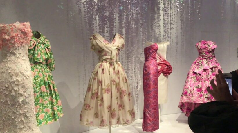 Abiti in mostra. La moda nei musei fa il sold out