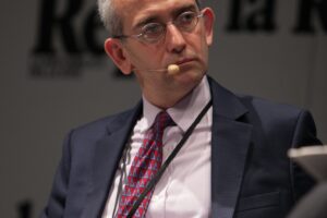 Il vicedirettore del «Corriere» le notizie (vere) le nasconde