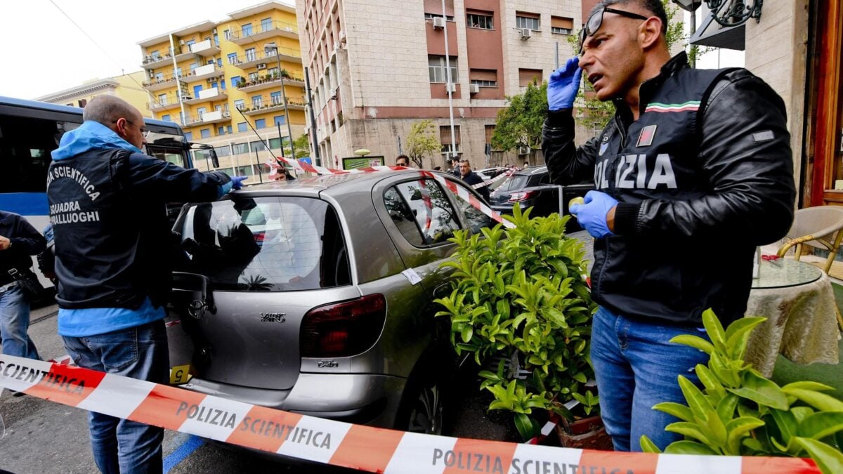 Gli sciacalli della sicurezza
