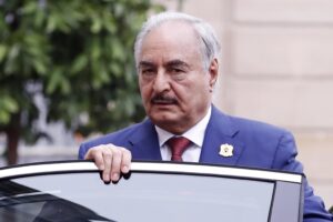 Serraj chiede all’Italia l’intervento in Libia