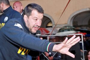 Rissa continua Lega-M5s. La Trenta sfregia il 2 giugno: «È la festa dell’inclusione»
