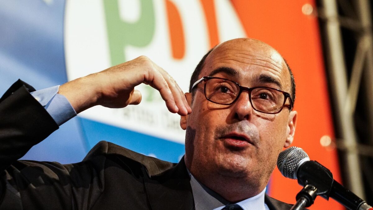 Il Pd ormai è ridotto a una lotta per inciuci tra sbandate M5s e nostalgie nazarene