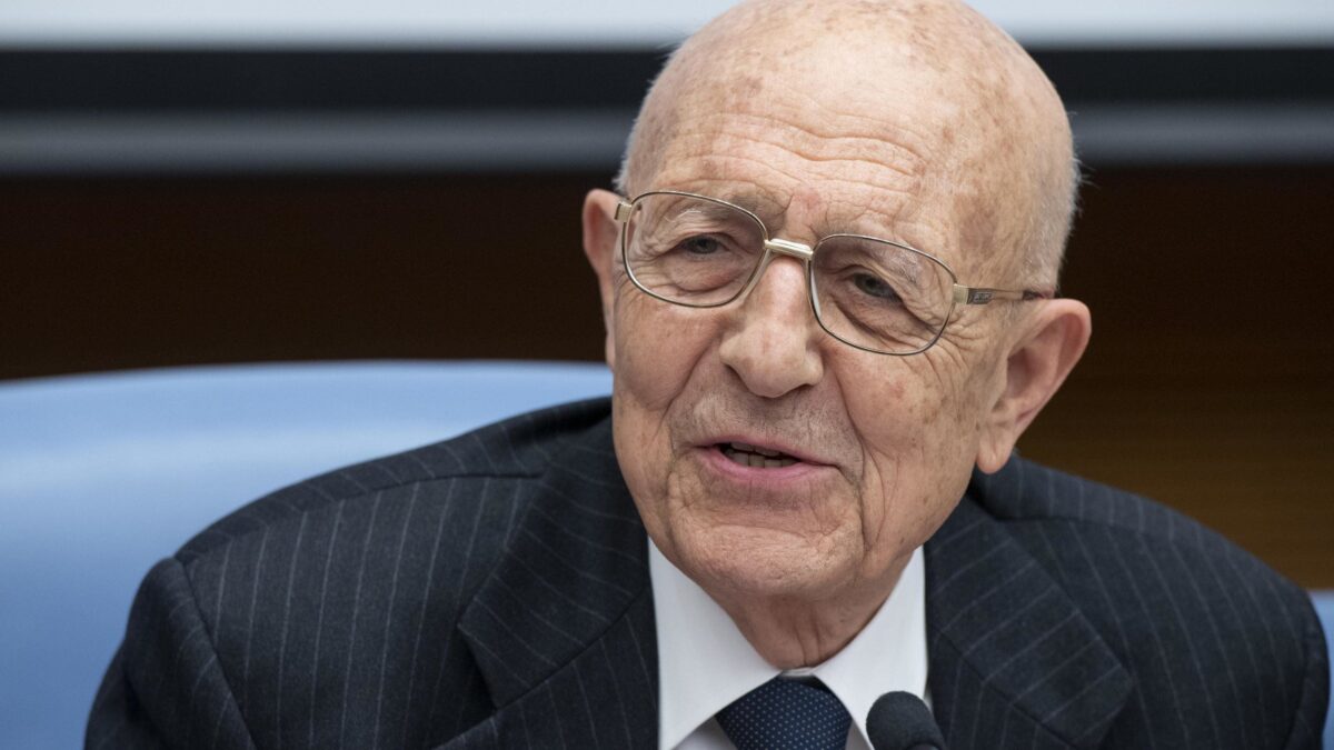 Cassese s’è inventato la giuria di qualità contro il populismo