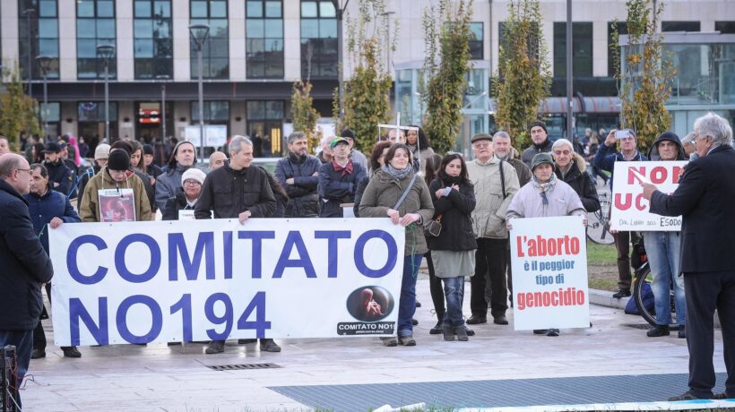 Gli italiani non si bevono le bufale sull’aborto