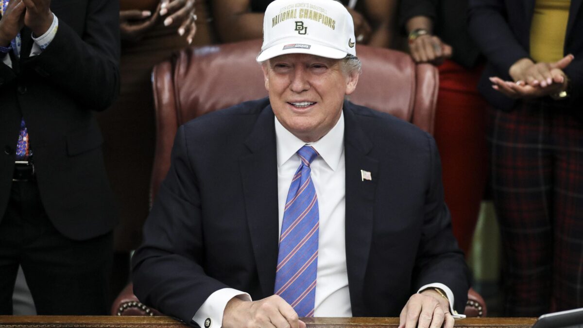 Trump bandisce i Fratelli musulmani. Così segna le sorti di Algeria e Libia