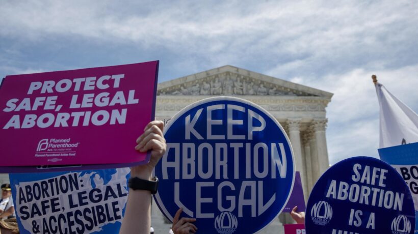 L’aborto è un crimine ma il vero assassino è la società: le donne sono solo vittime