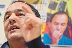Il Salone degli impresentabili rossi