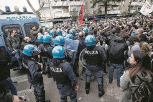 Le rivolte antinomadi senza i gialloblù